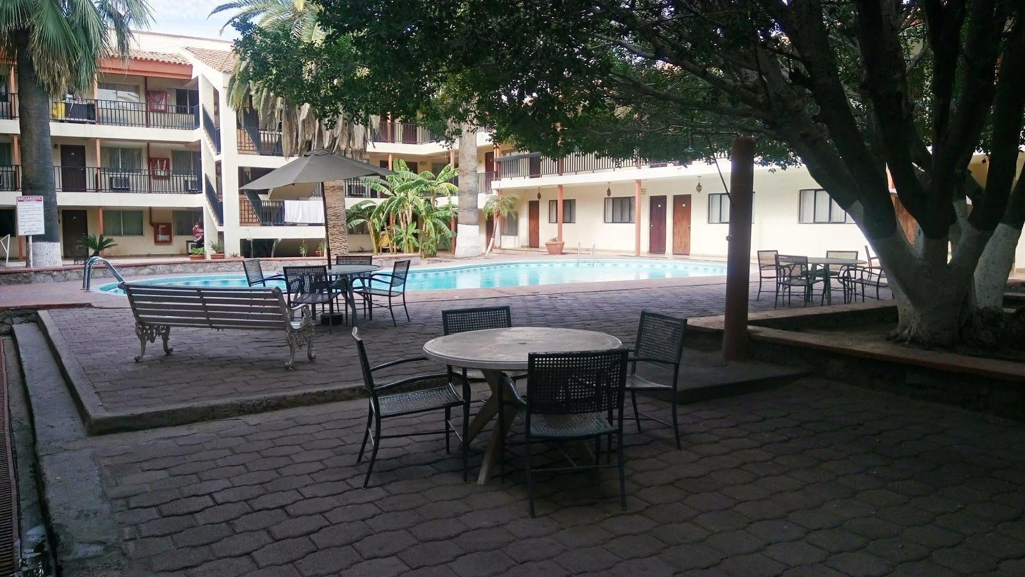 Hotel Bugambilia Hermosillo Exterior foto